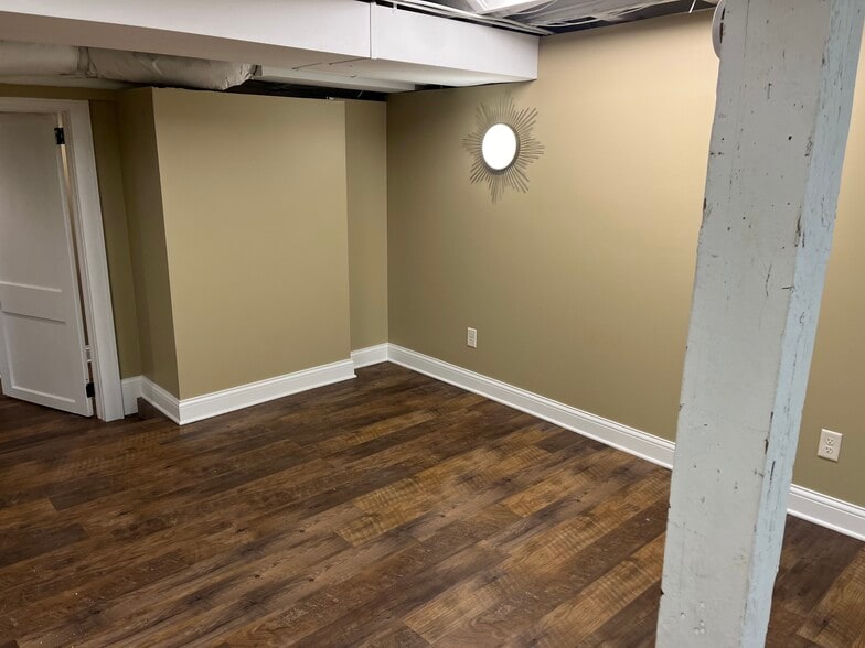 More Photos Of 2600 Johnson St NE, Minneapolis Freestanding For Lease