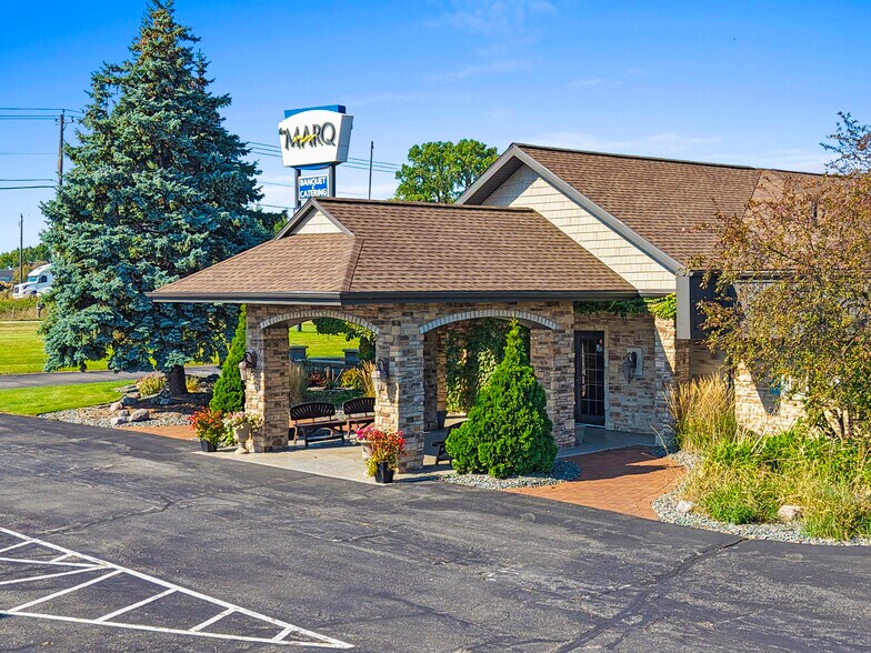 More Photos Of 3177 French Rd, De Pere Freestanding For Sale