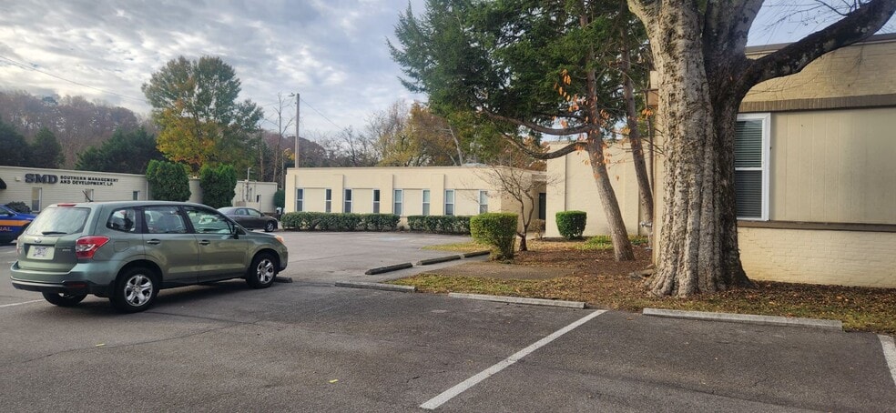 More Photos Of 5410 Homberg Dr, Knoxville Office For Lease