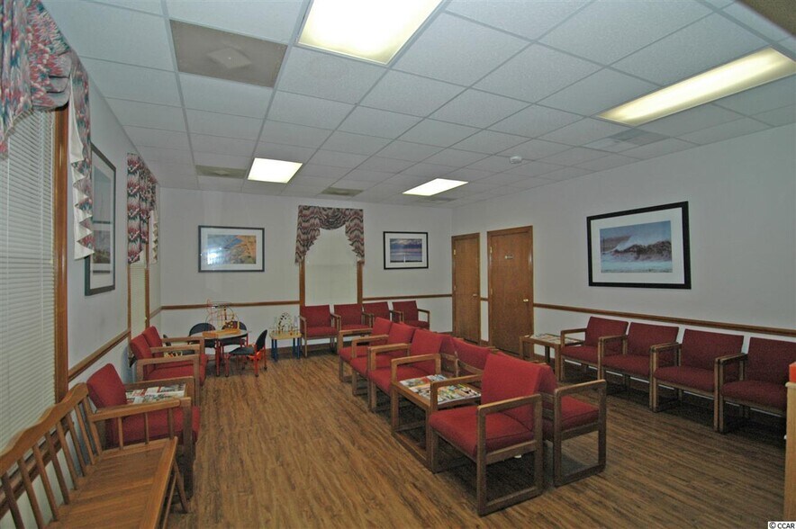 More Photos Of 1001 N Fraser St, Georgetown Medical For Lease