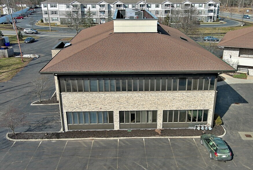 More Photos Of 1829 Maple Rd, Williamsville Medical For Sale
