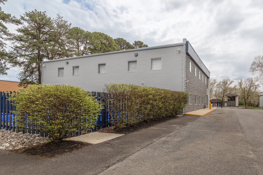 More Photos Of 411 Commerce Ln, West Berlin Industrial For Sale