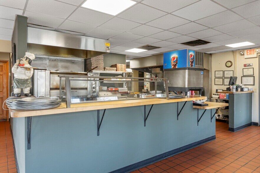 More Photos Of 1850 John Fries Hwy, Quakertown Restaurant For Sale