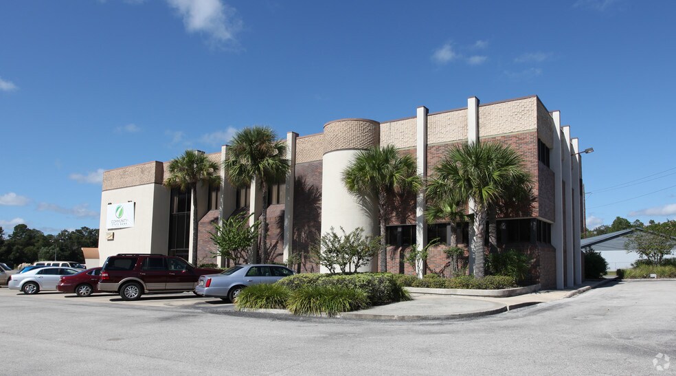 More Photos Of 817-837 S Walnut St, Starke Unknown For Lease