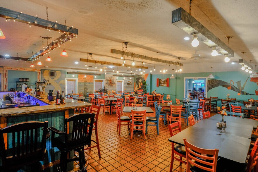 More Photos Of 865 John Marshall Hwy, Front Royal Restaurant For Sale