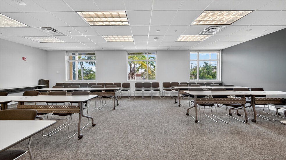 More Photos Of 10900 NW 25th St, Doral Office For Lease