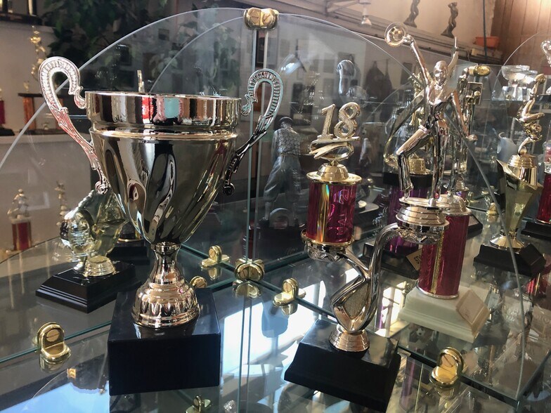 More Photos Of 702-704 E Davis St, Burlington Storefront For Sale