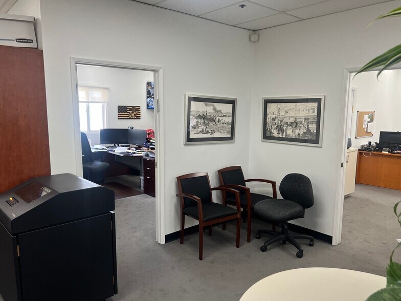 More Photos Of 7005 Tujunga Ave, North Hollywood Warehouse For Lease