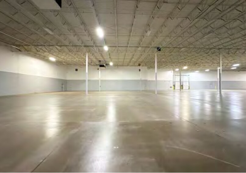 More Photos Of 575 Quality Blvd, Fairfield Manufacturing For Lease