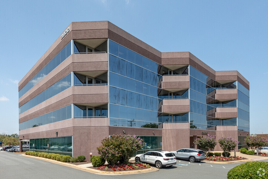 Primary Photo Of 3900 Jermantown Rd, Fairfax Office For Lease