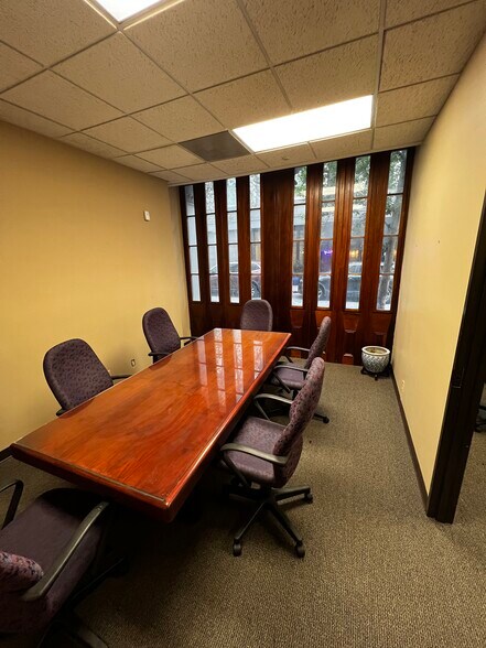 More Photos Of 223 Magazine, New Orleans Office For Lease