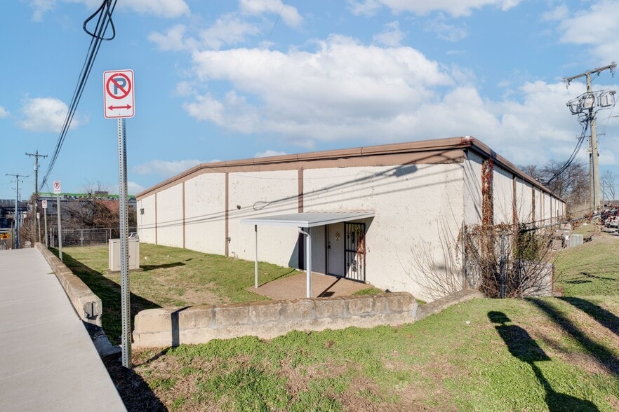 More Photos Of 520 Merritt Ave, Nashville Warehouse For Sale