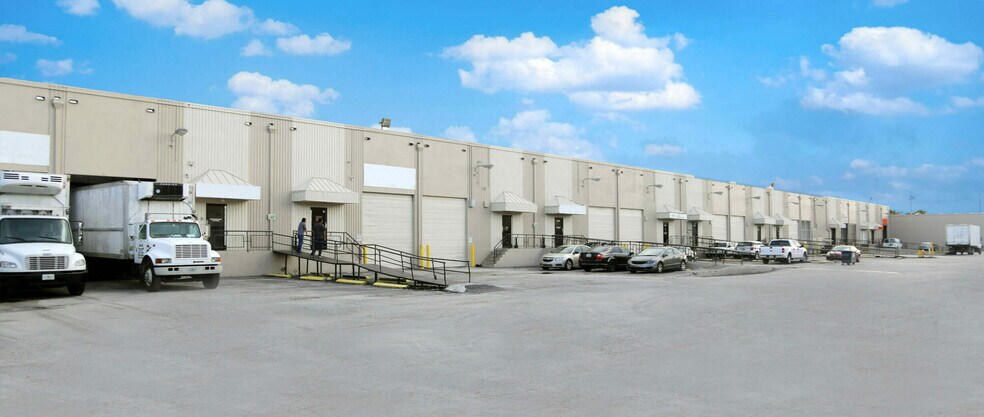 More Photos Of 2600-2634 NW 72nd Ave, Miami Warehouse For Lease