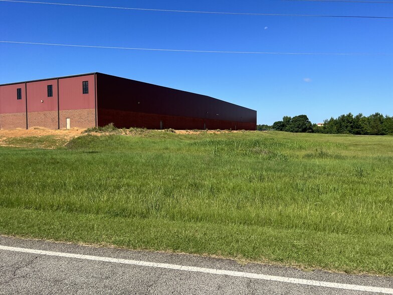 More Photos Of 1 Evercare Way, Waynesboro Warehouse For Sale