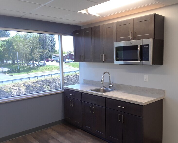 More Photos Of 205 Grandview Ave, Camp Hill Medical For Lease