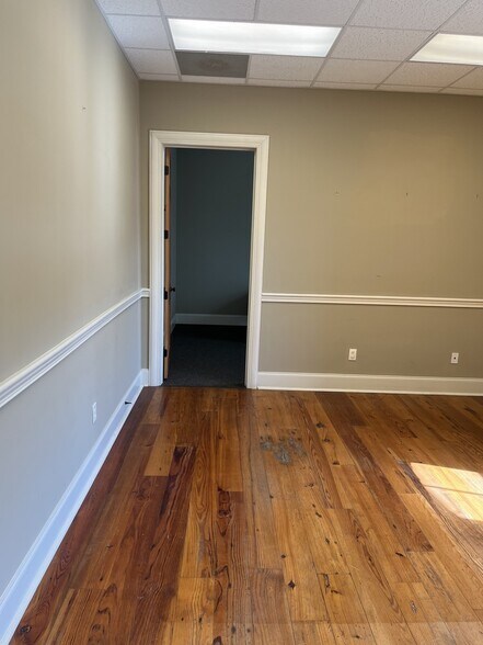 More Photos Of 438 Katherine Dr, Flowood Office For Sale