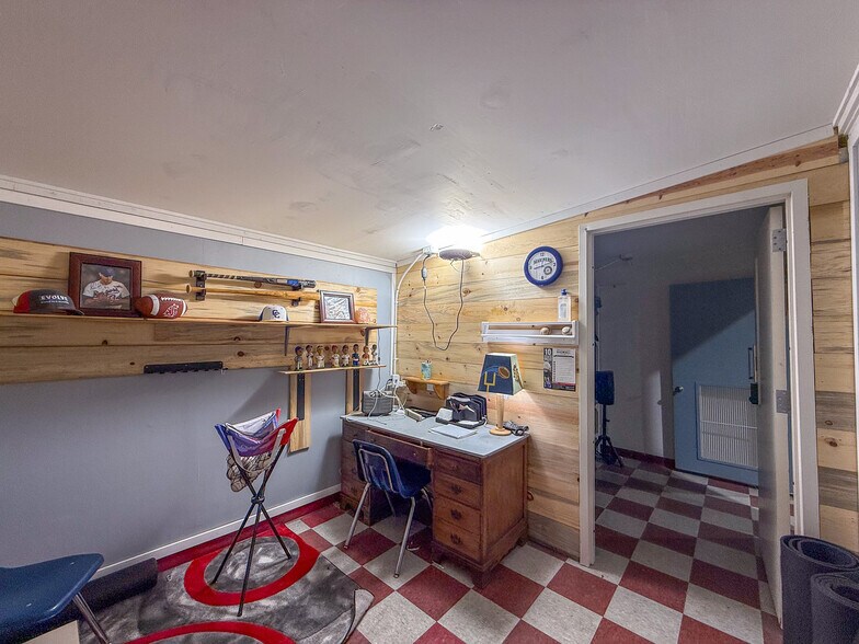 More Photos Of 1730 SE Melrose Dr, Prineville Industrial For Sale