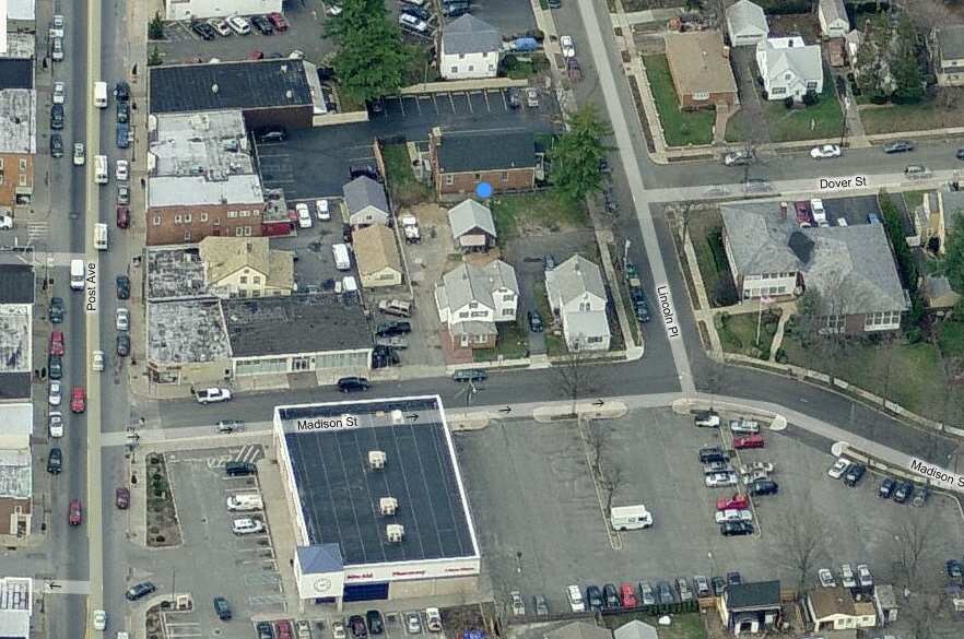 More Photos Of 240-242 Lincoln Pl, Westbury Office For Sale