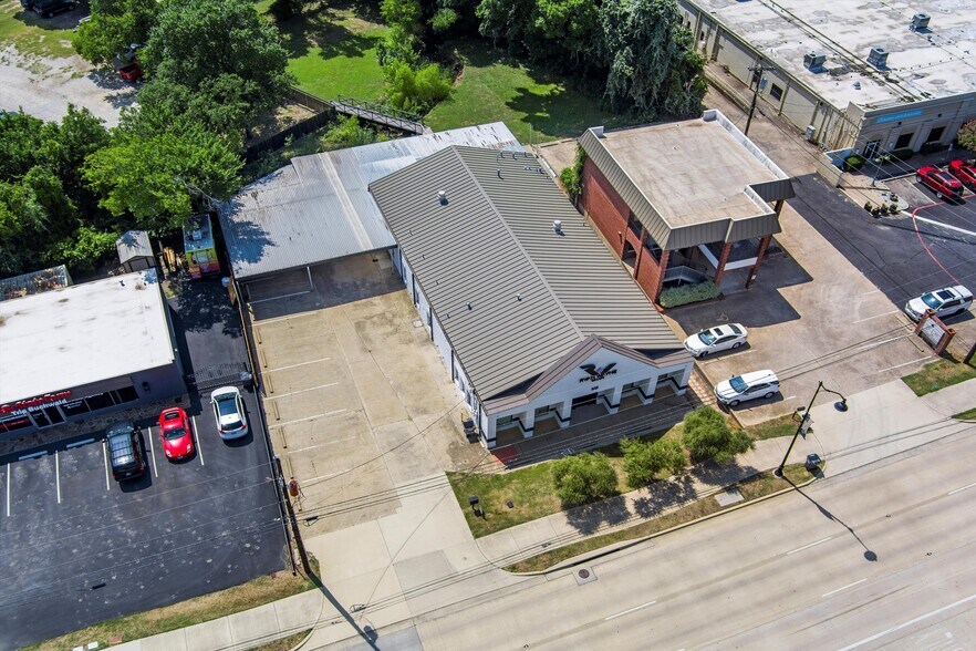 More Photos Of 5017 Colleyville Blvd, Colleyville Office For Sale
