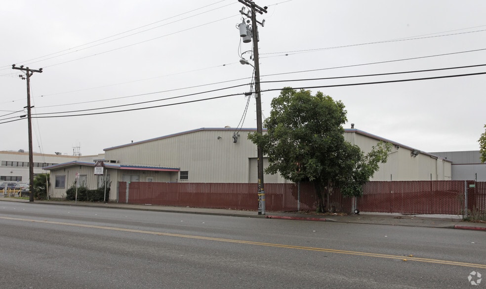 More Photos Of 1629 Doolittle Dr, San Leandro Manufacturing For Sale