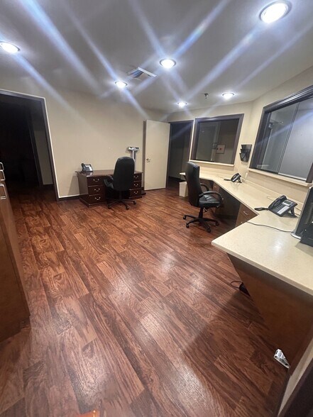 More Photos Of 12205 County Line Rd, Madison Medical For Lease