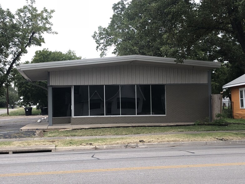 Primary Photo Of 118 S 25th St, Temple Office For Sale