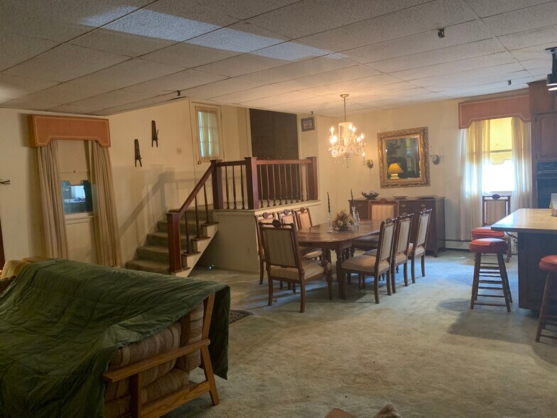 More Photos Of 47 N Main St, Honeoye Falls Flex For Sale
