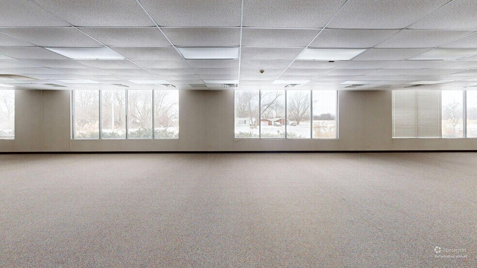 More Photos Of 8645 E Backwater Rd, North Webster Showroom For Lease