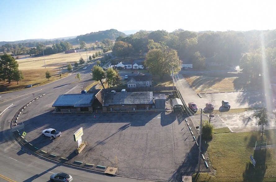 More Photos Of 1410 N Arkansas Ave, Russellville Specialty For Sale