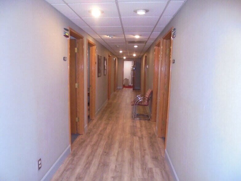 More Photos Of 320 E Hobsonway, Blythe Healthcare For Sale