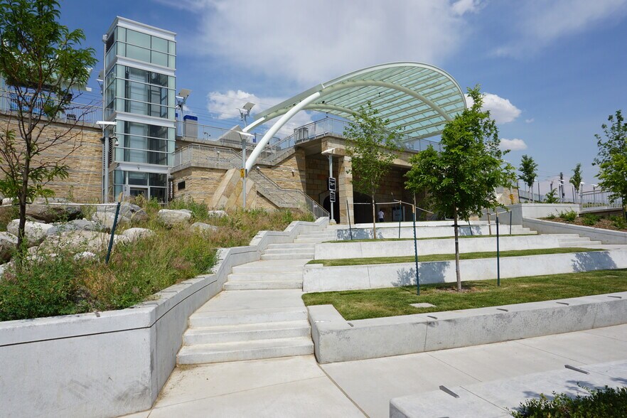 More Photos Of 7101 Julian St, Westminster Unknown For Lease