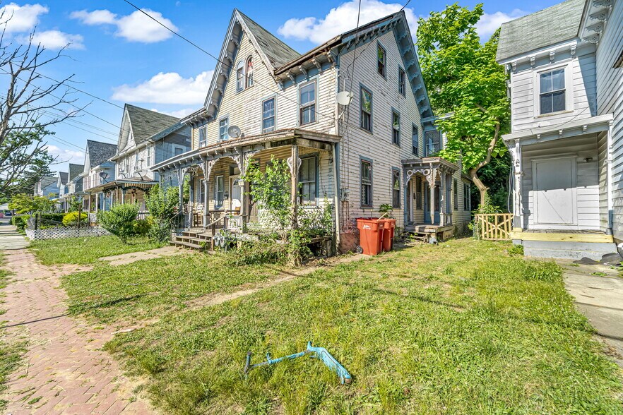 More Photos Of 177 East Ave, Bridgeton Apartments For Sale