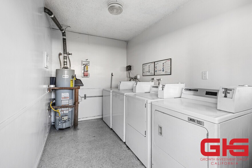 More Photos Of 521 E Live Oak Ave, Arcadia Apartments For Sale