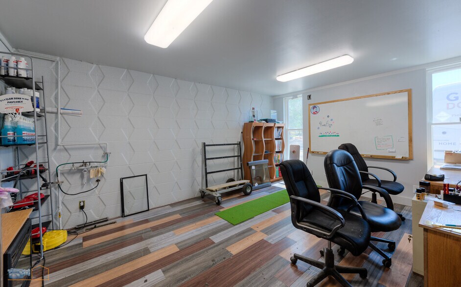 More Photos Of 5649 Arapahoe Ave, Boulder Flex For Sale