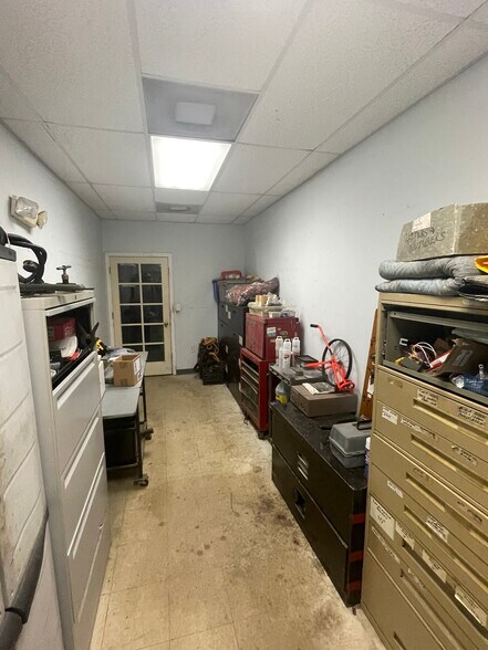 More Photos Of 875 Lakeview Dr, Deland Warehouse For Sale