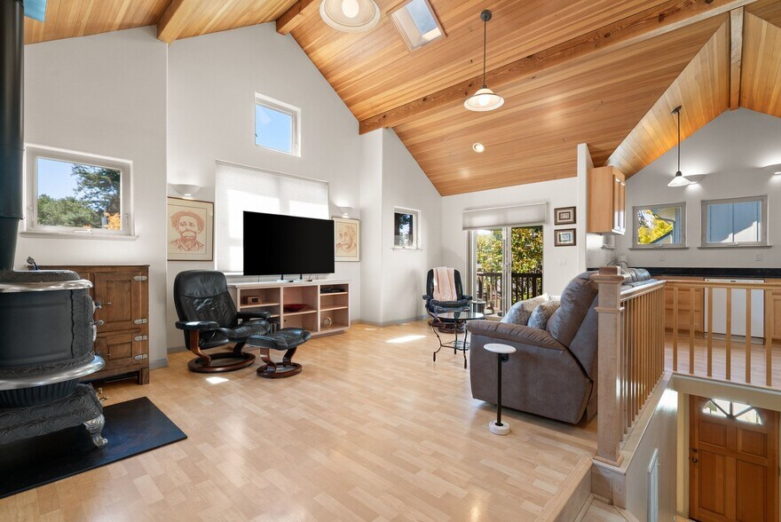 More Photos Of 518 Capitola Ave, Capitola Multifamily For Sale