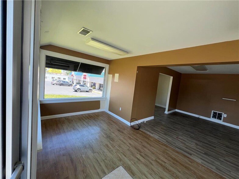 More Photos Of 2321 Macarthur Rd, Whitehall Freestanding For Lease