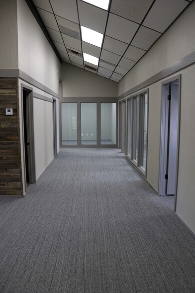 More Photos Of 2845 Broce Dr, Norman Office For Sale