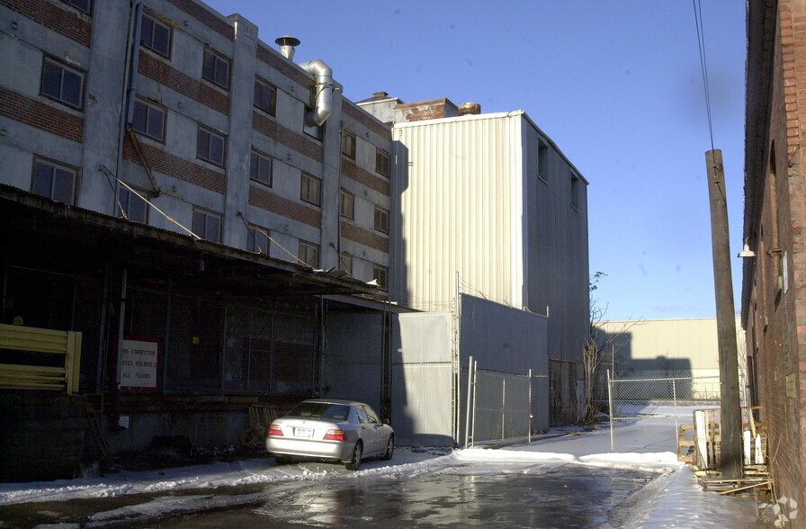 More Photos Of 2-20 Brighton Ave, Passaic Warehouse For Lease