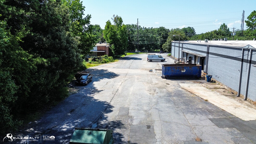 More Photos Of 5530 E Ponce De Leon Ave, Stone Mountain Distribution For Lease