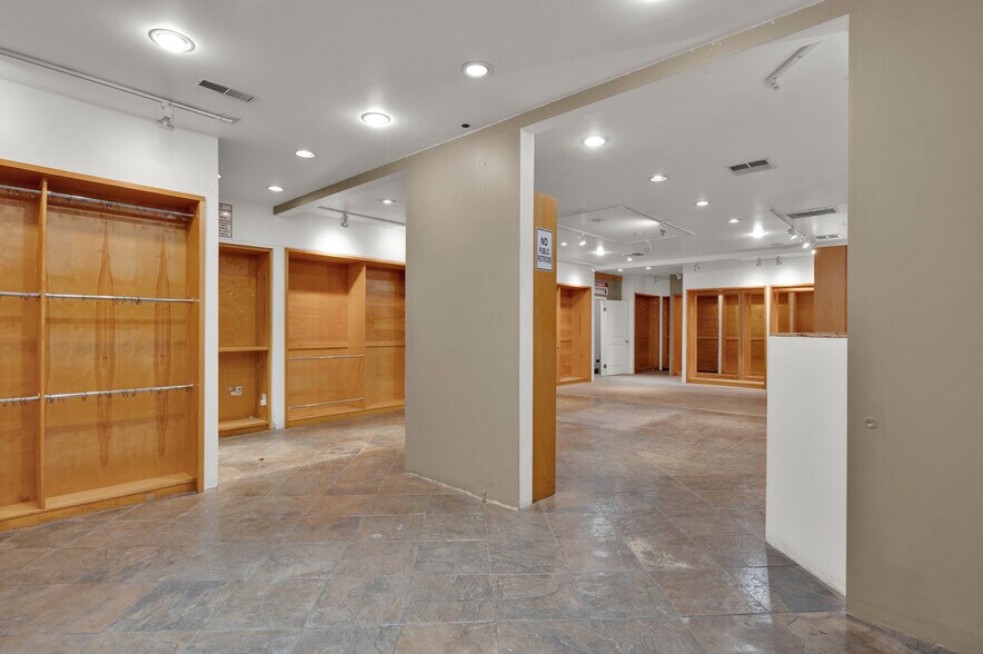 More Photos Of 801 W Whittier Blvd, La Habra Storefront Retail Residential For Sale