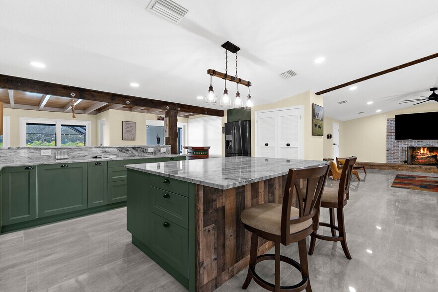 More Photos Of 22226 Sr 64, Bradenton Specialty For Sale