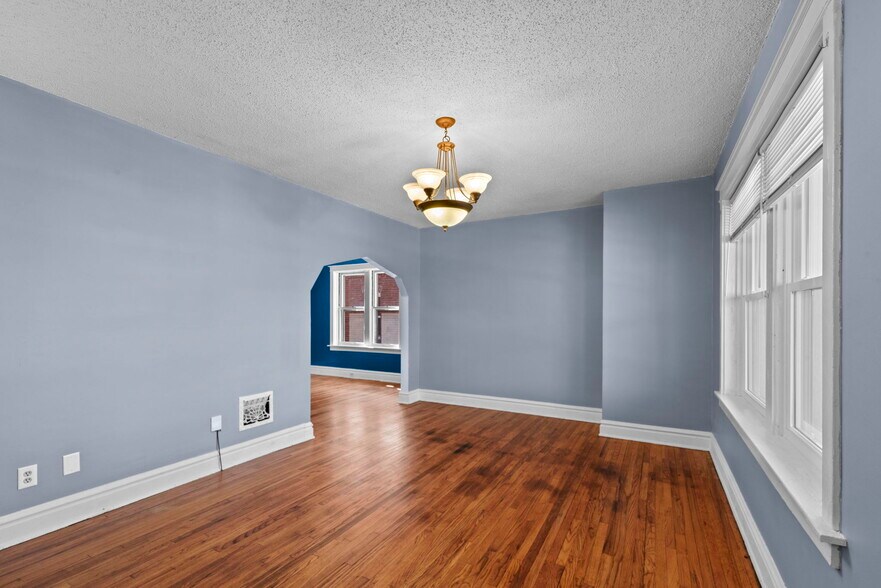 More Photos Of 5510 Lisette Ave, Saint Louis Multifamily For Sale