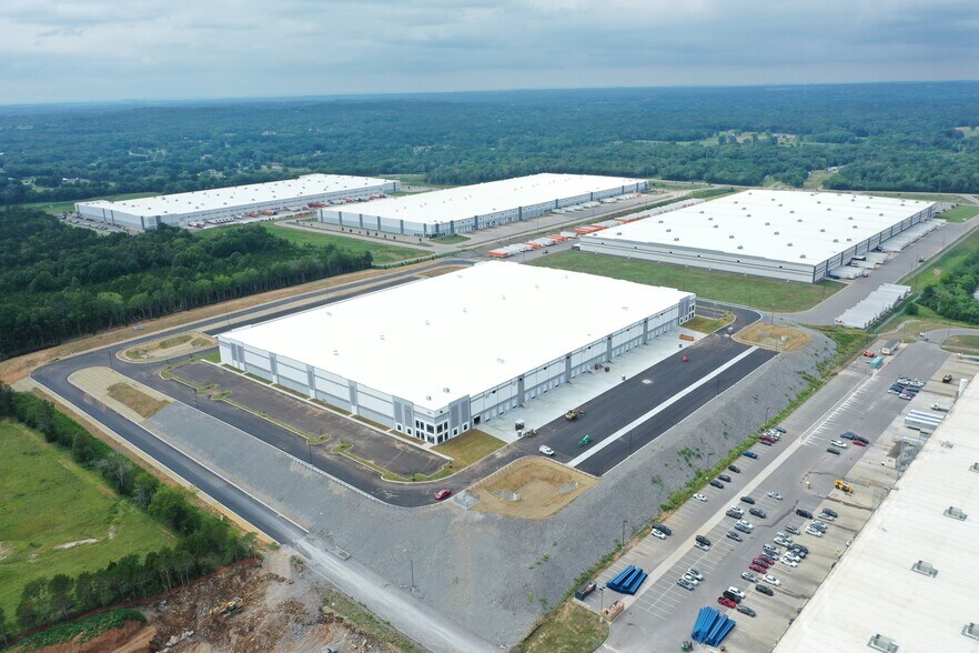 More Photos Of 600 Maddox Rd, Mount Juliet Distribution For Lease