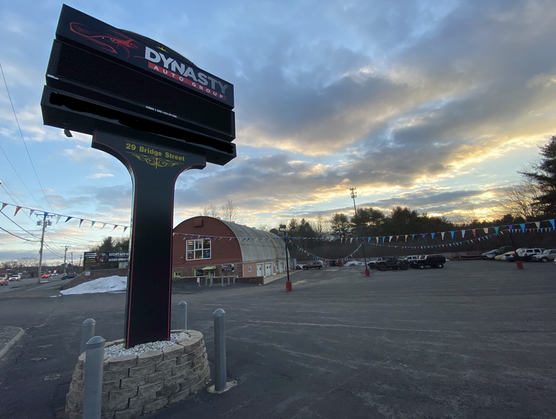 Primary Photo Of 29 Bridge St, Pelham Auto Dealership For Lease