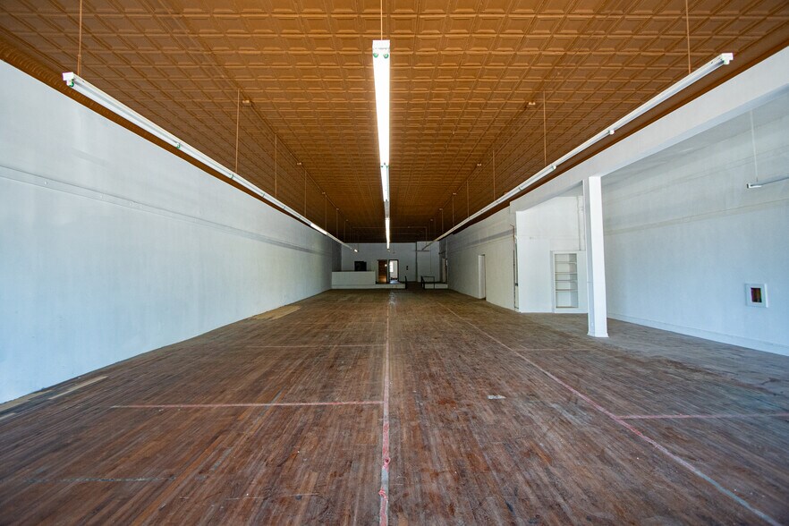 More Photos Of 222 E Main St, Walhalla General Retail For Sale