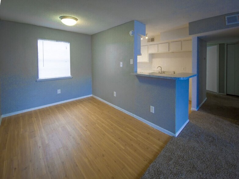 More Photos Of 8600 Theta St, Houston Apartments For Sale