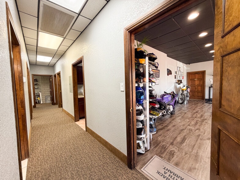 More Photos Of 601 S Rancho Dr, Las Vegas Medical For Sale