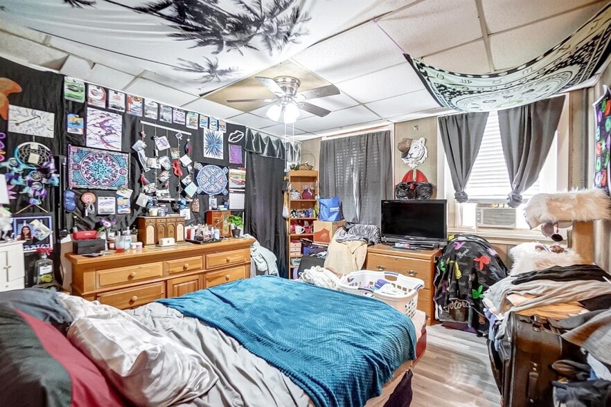 More Photos Of 2 Main St, College Corner Storefront Retail Office For Sale