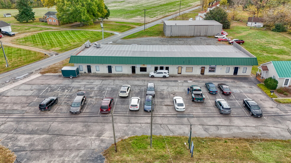 More Photos Of 17272 Kings Hwy, Montross General Retail For Sale